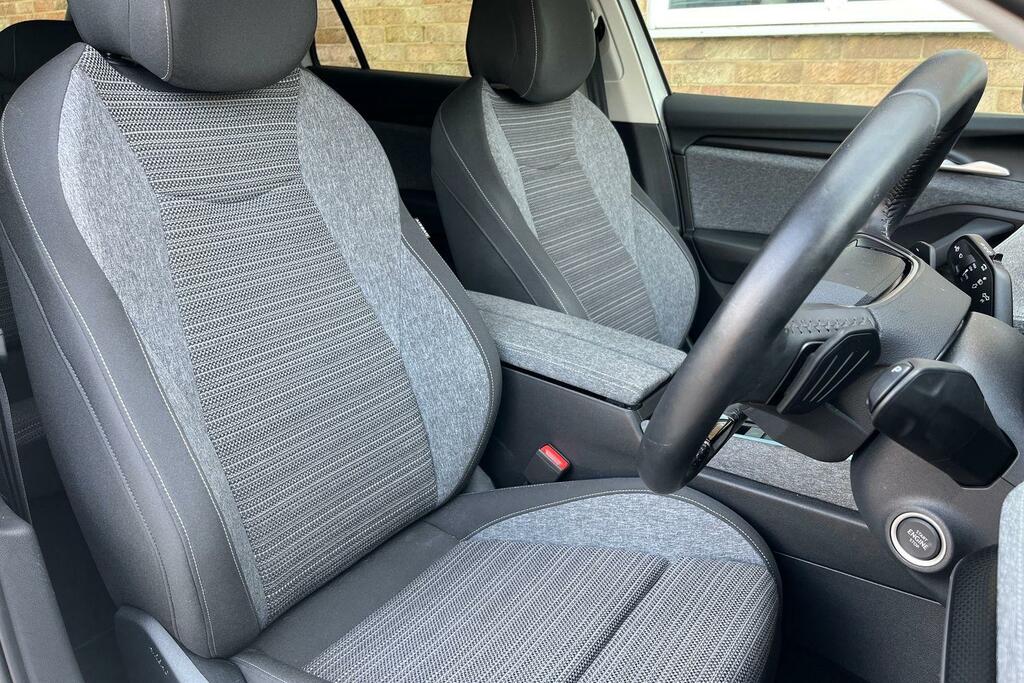 Skoda Superb Skoda Superb Estate Se Technology 2.0 Tdi 150 Ps D Black #17
