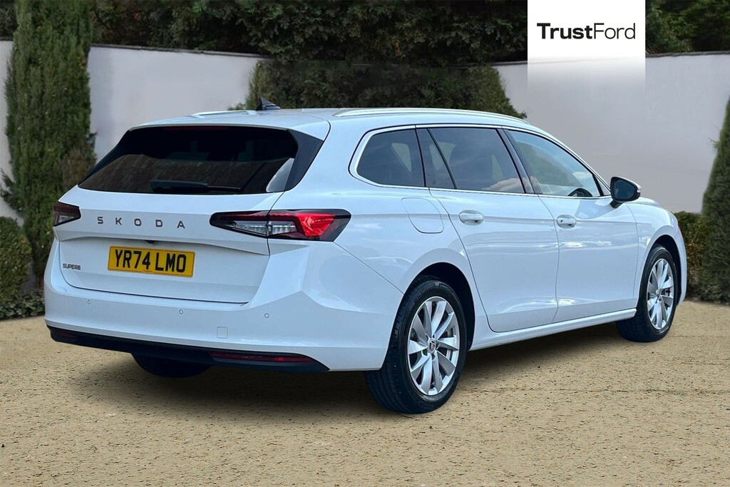 Skoda Superb 1.5 Tsi E-tec Se Technology Dsg White #4