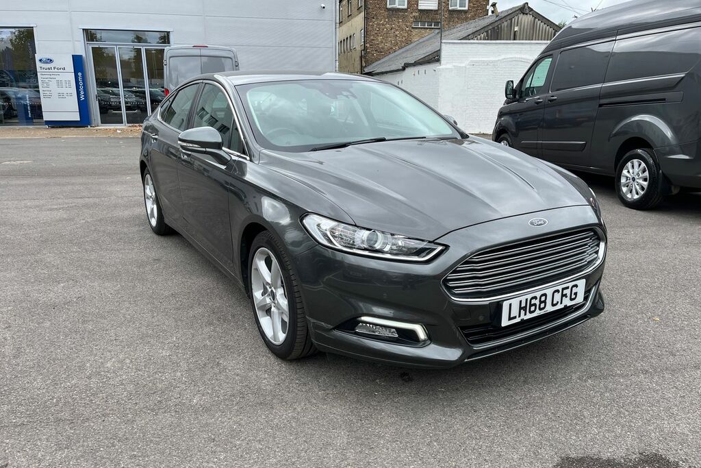 Ford Mondeo Zetec Econetic Tdci 1.5 Zetec Econetic Tdci White #38