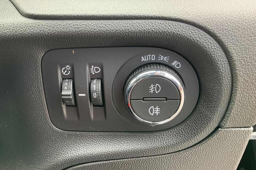 Vauxhall Grandland X 1.2 Turbo Sport Nav 8 Speed Blue #32