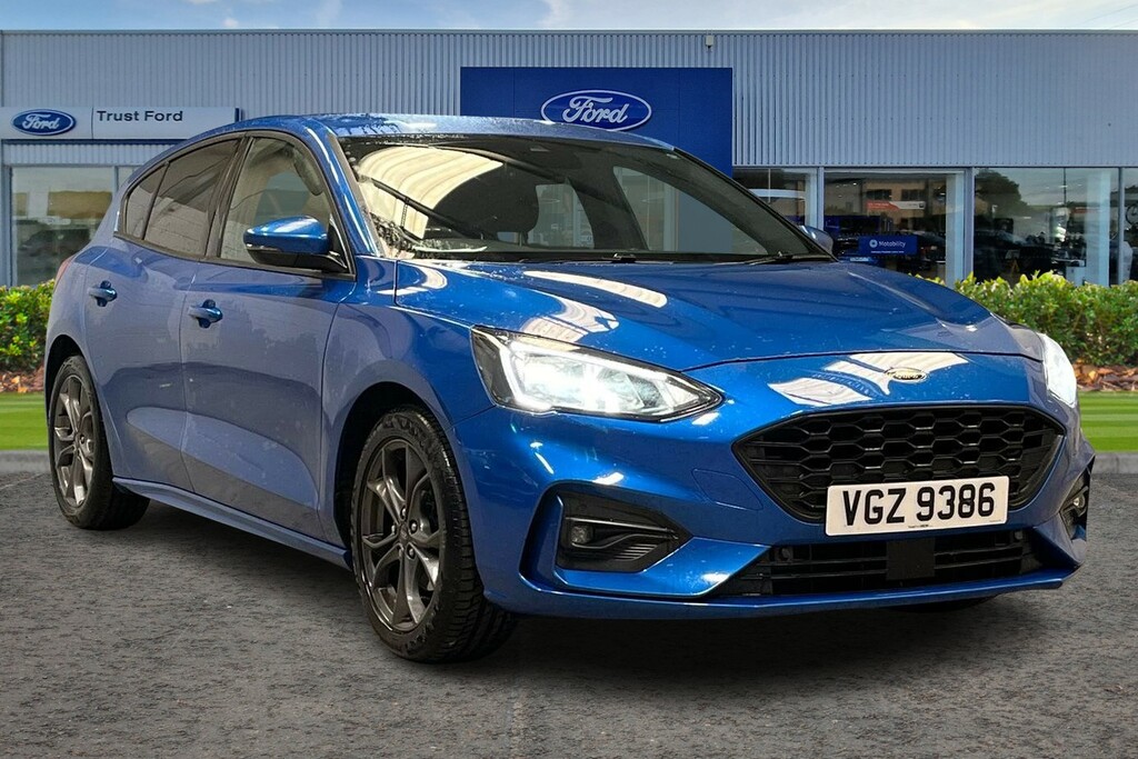 Ford Focus 1.0T Ecoboost St Line Estate Eur Black #1