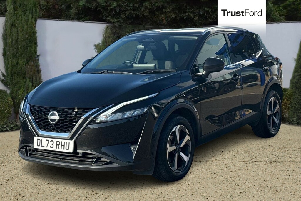 Nissan Qashqai 1.3 Dig-t Mhev N-connecta Suv Hybrid Xt Black #4