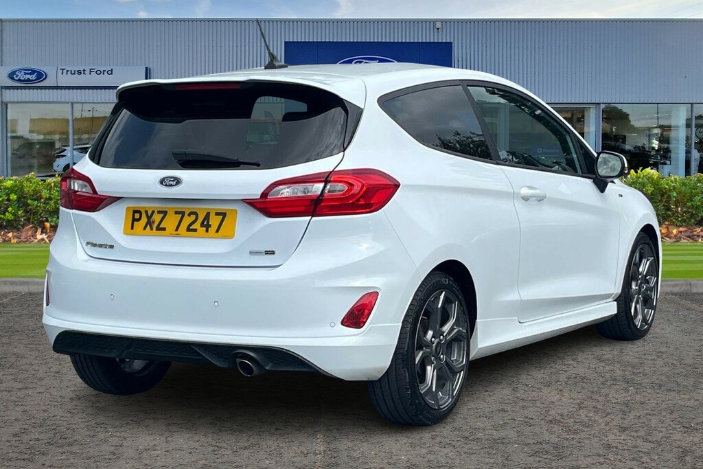 Ford Fiesta 1.0 Ecoboost Hybrid Mhev 125 St-line Edition White #4