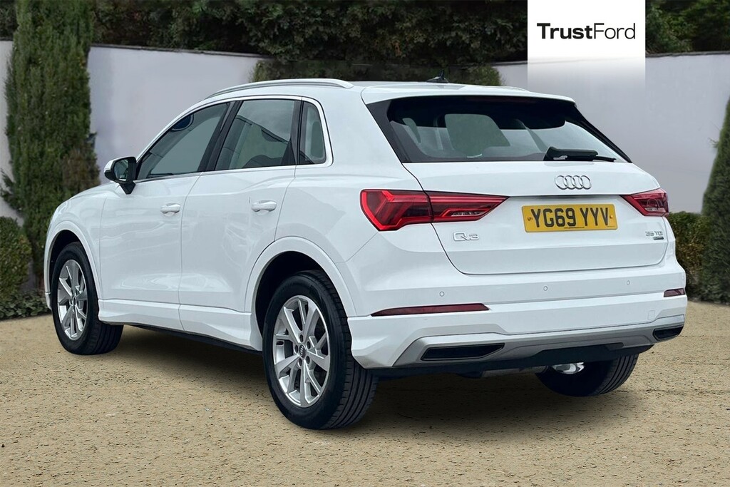 Audi Q3 35 Tdi Quattro Sport White #2