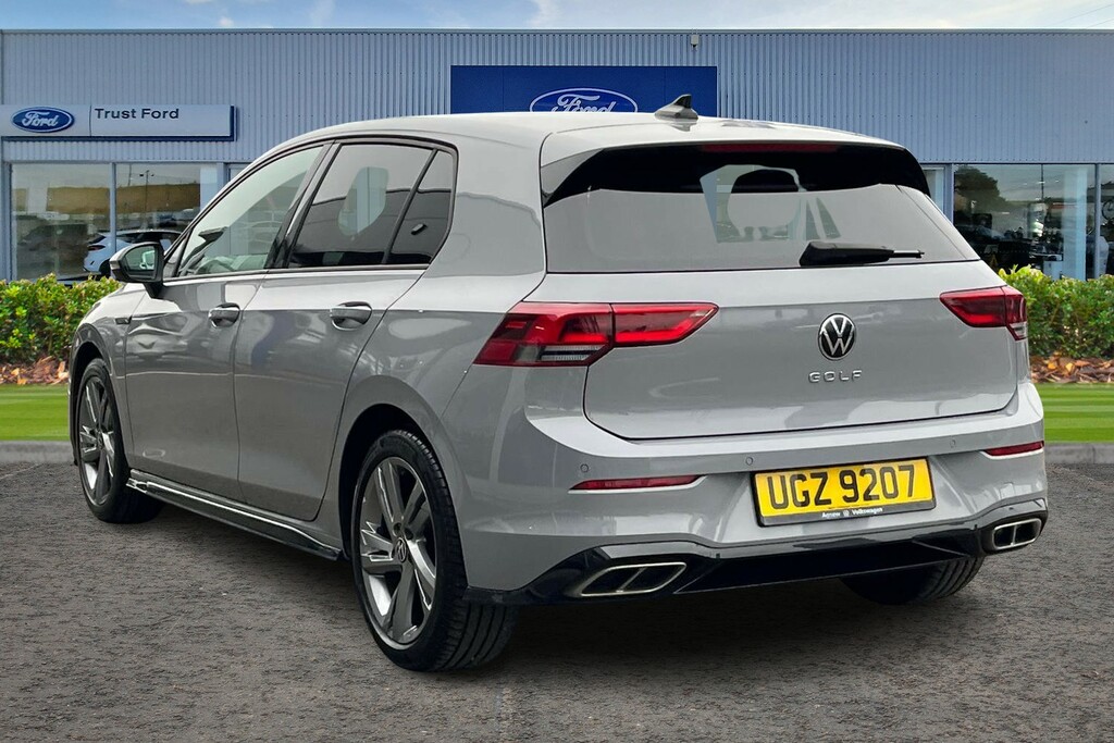 Volkswagen Golf 1.5 Tsi 150 R-line Grey #2