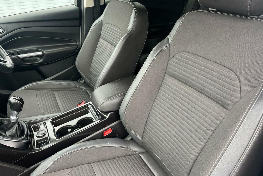 Ford Kuga 2.0 Turbo Tdci St Line X Suv Manua Black #19