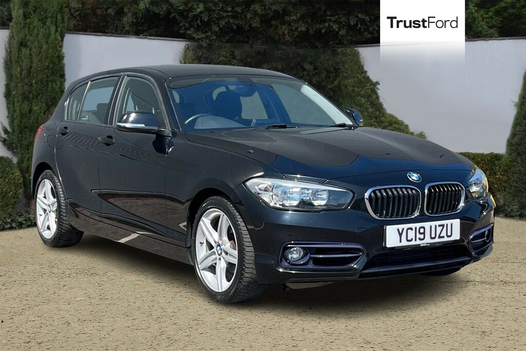 BMW 1 Series 118I 1.5 Sport Nav Servotronic Black