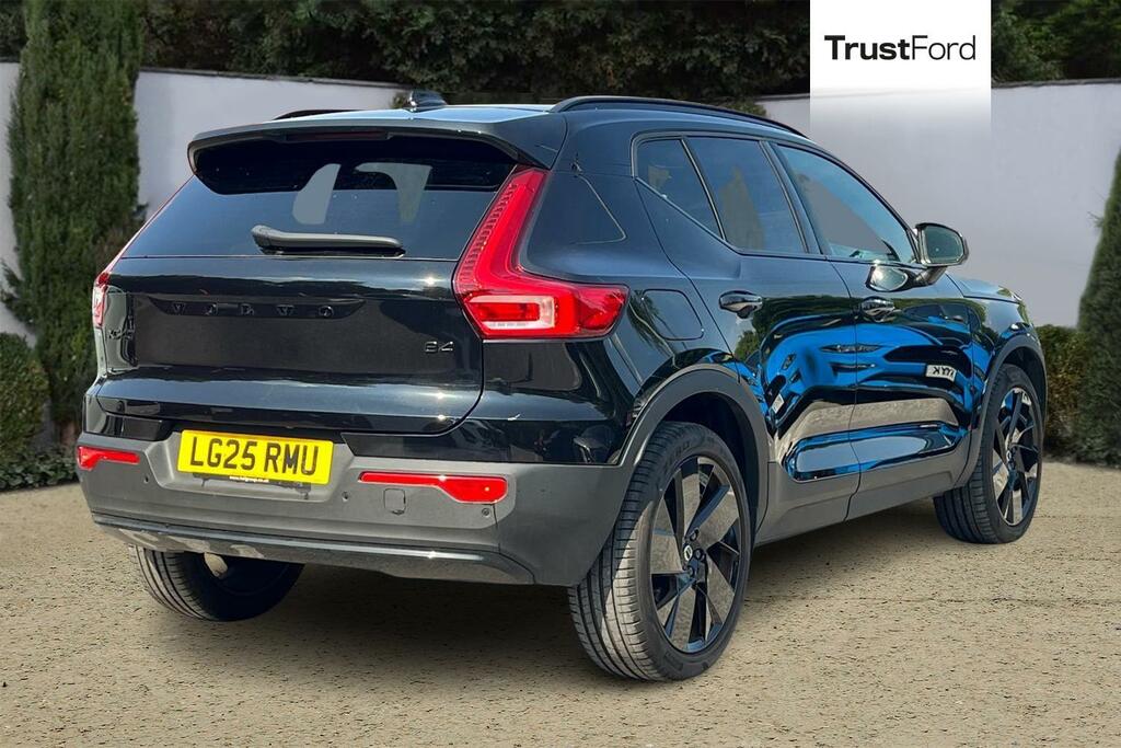 Volvo XC40 2.0 B4p Plus Black Edition Rear Camera He LG25RMU Black #4