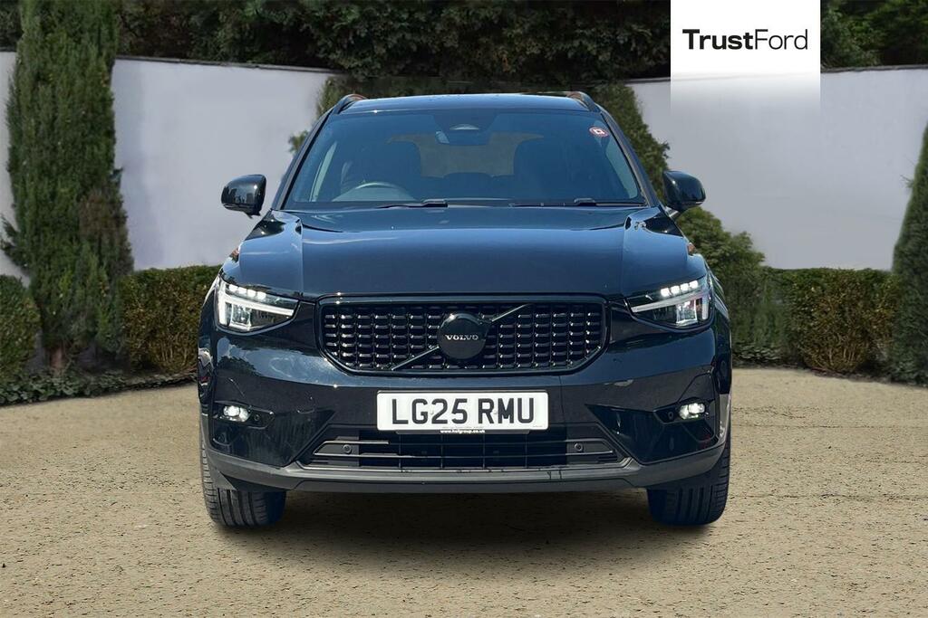 Volvo XC40 2.0 B4p Plus Black Edition Rear Camera He LG25RMU Black #6