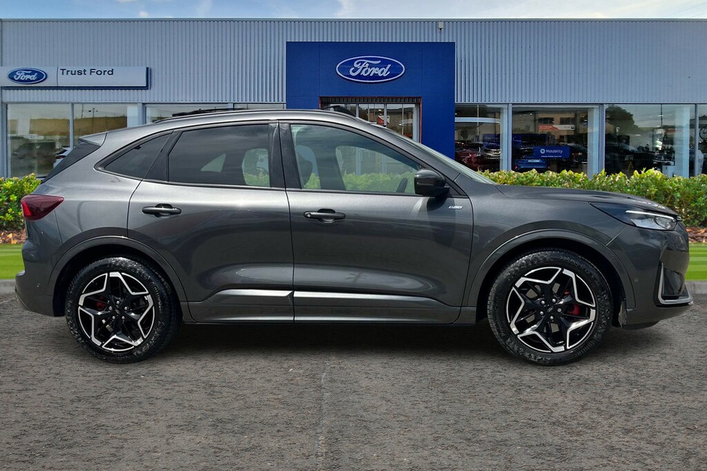 Ford Kuga 1.5 Ecoboost St-line X WV25XVG #3