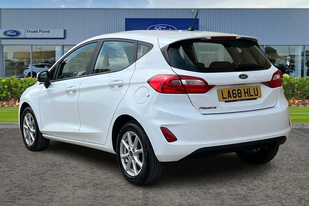 Ford Fiesta 1.0 Ecoboost Zetec White #2