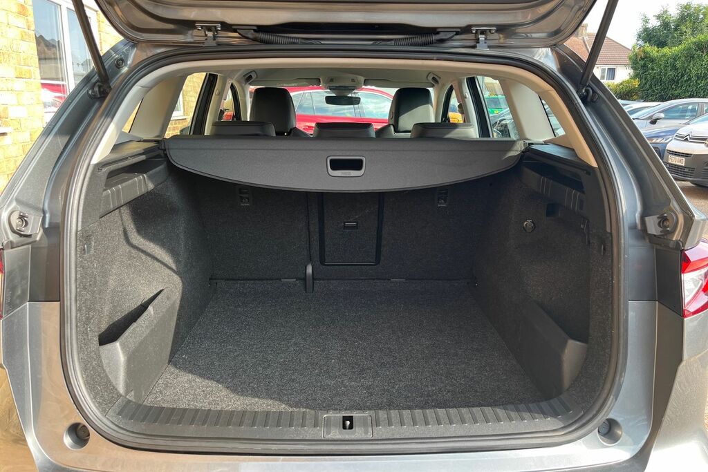Skoda ENYAQ 210Kw 85X Sportline Plus 82Kwh 4X4 #21