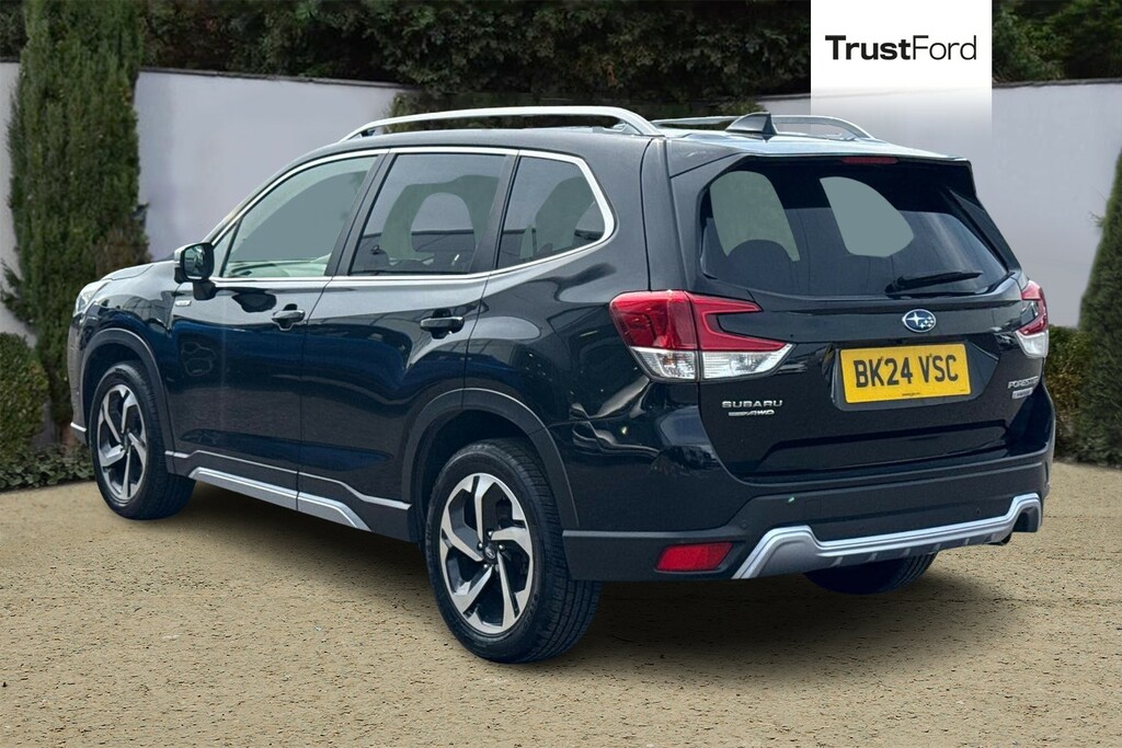 Subaru Forester 2.0I E-boxer Xe Premium Lineartronic Black #2