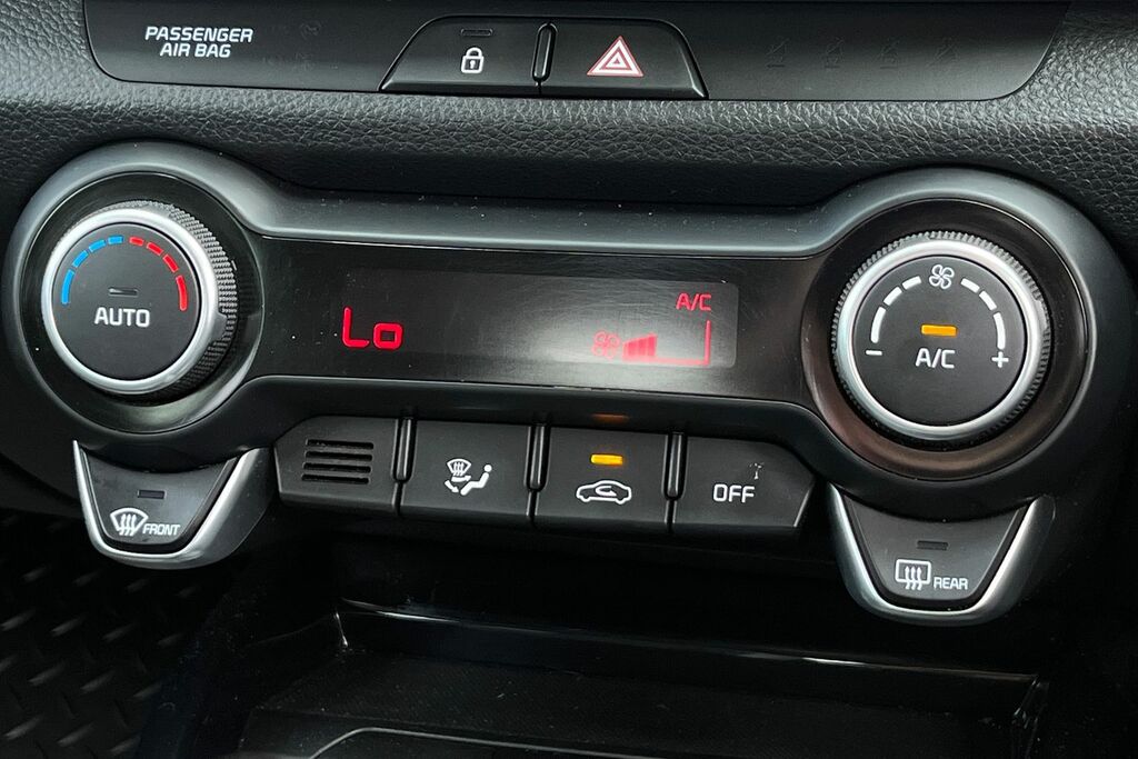 Kia Stonic 1.0 T-gdi Mhev Gt-line Suv Hybrid Manua #32