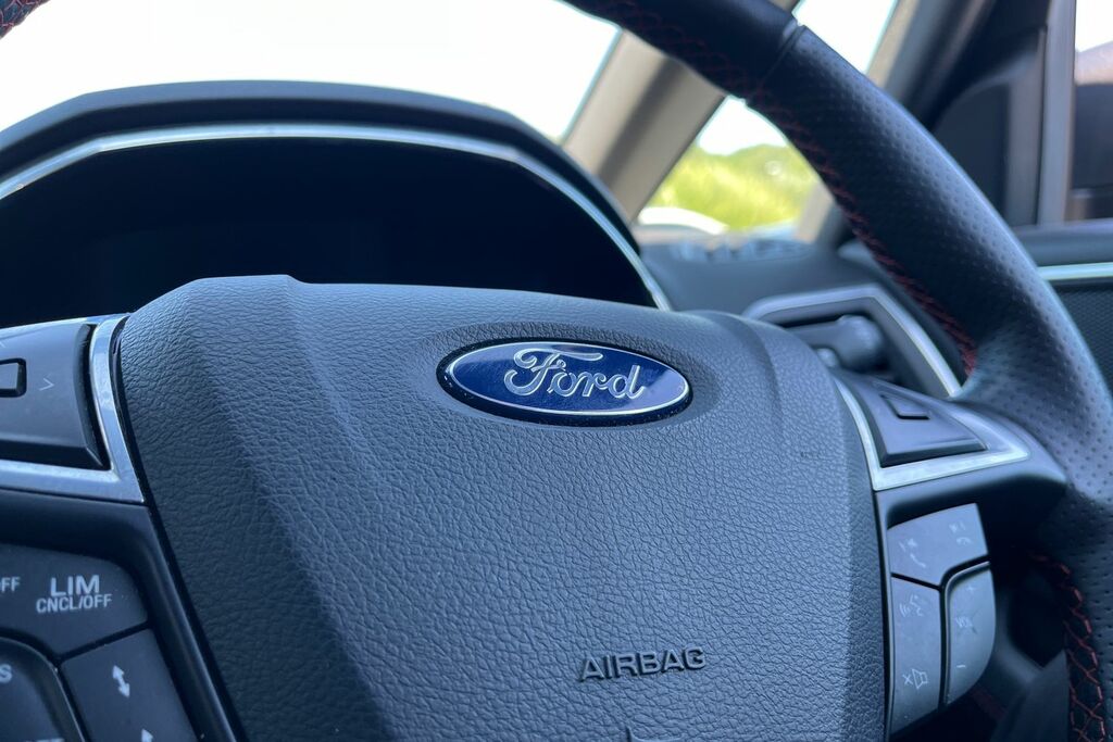 Ford S-Max St-line Silver #40
