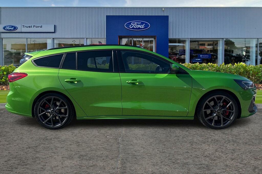 Ford Focus 2.3 Ecoboost St 5Dr- With Panoramic Glass Roof YJ23XPC Green #3