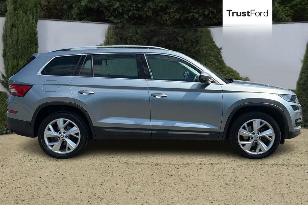 Skoda Kodiaq 2.0 Tdi Edition 4X4 Dsg 7 Seat With Park Ass Silver #3