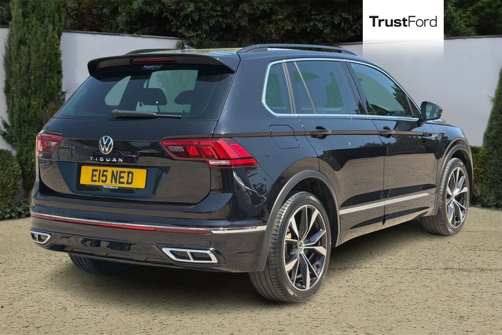 Volkswagen Tiguan 1.5 Tsi R-line Suv Dsg Euro 6 S S 15 WT23EUB Black #4
