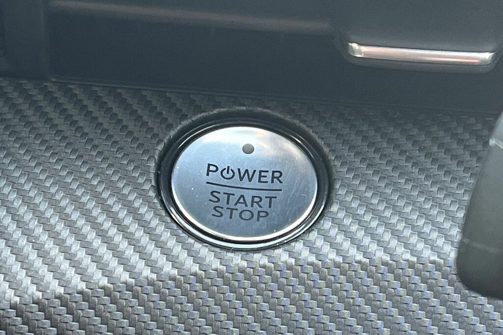 Ford Mustang Mach-E Extended Range 91Kwh Awd White #30