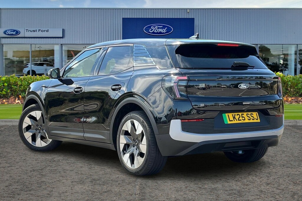 Ford Explorer Extended Range 77Kwh Premium Suv Black #2