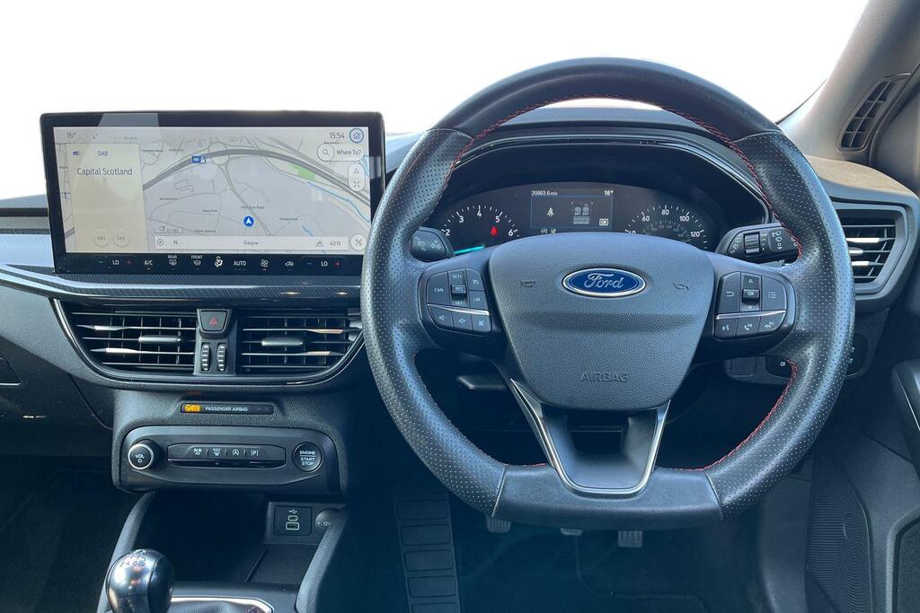 Ford Focus Active X Red #11