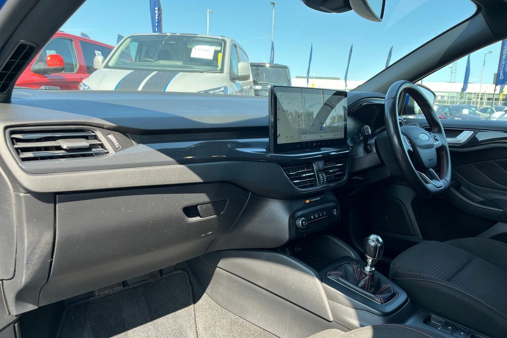 Ford Focus Active X Red #18