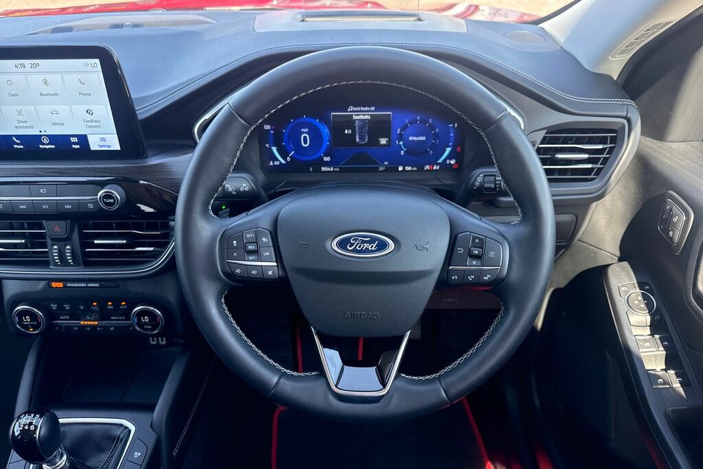 Ford Kuga Hatchback Black #12