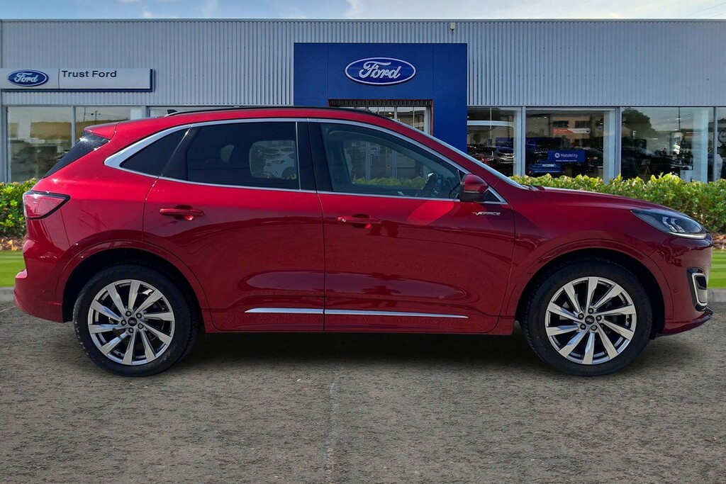 Ford Kuga 1.5 Ecoboost 150 Vignale Red #3
