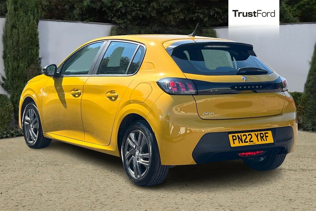 Peugeot 208 1.2 Puretech Active Premium PN22YRF Yellow #2