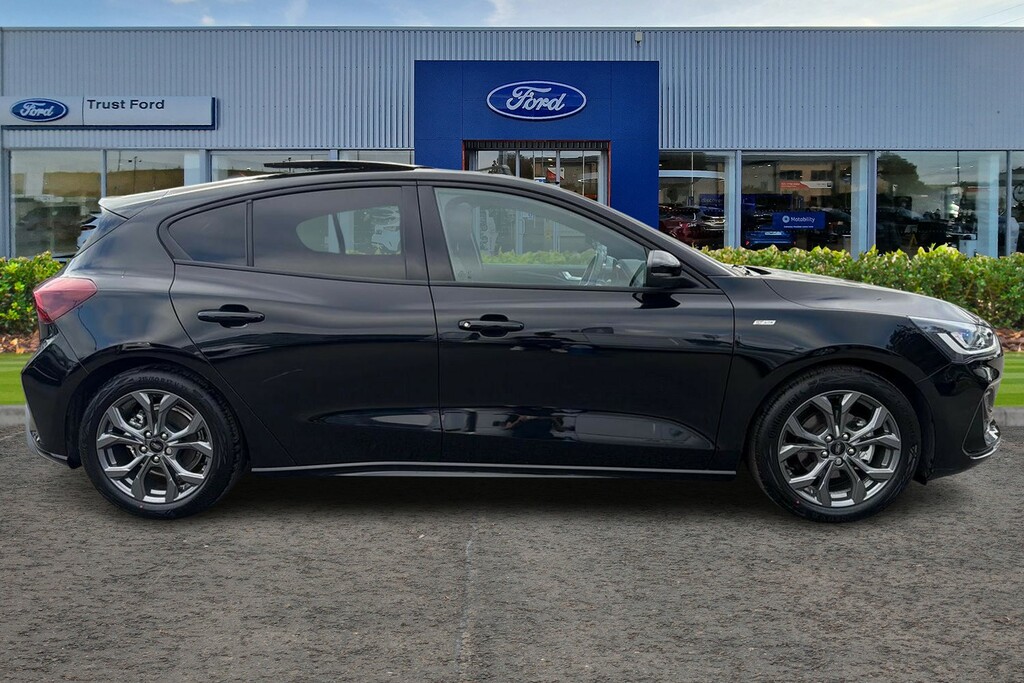 Ford Focus 1.0T Ecoboost Mhev St-line Hatchback Hy Black #3