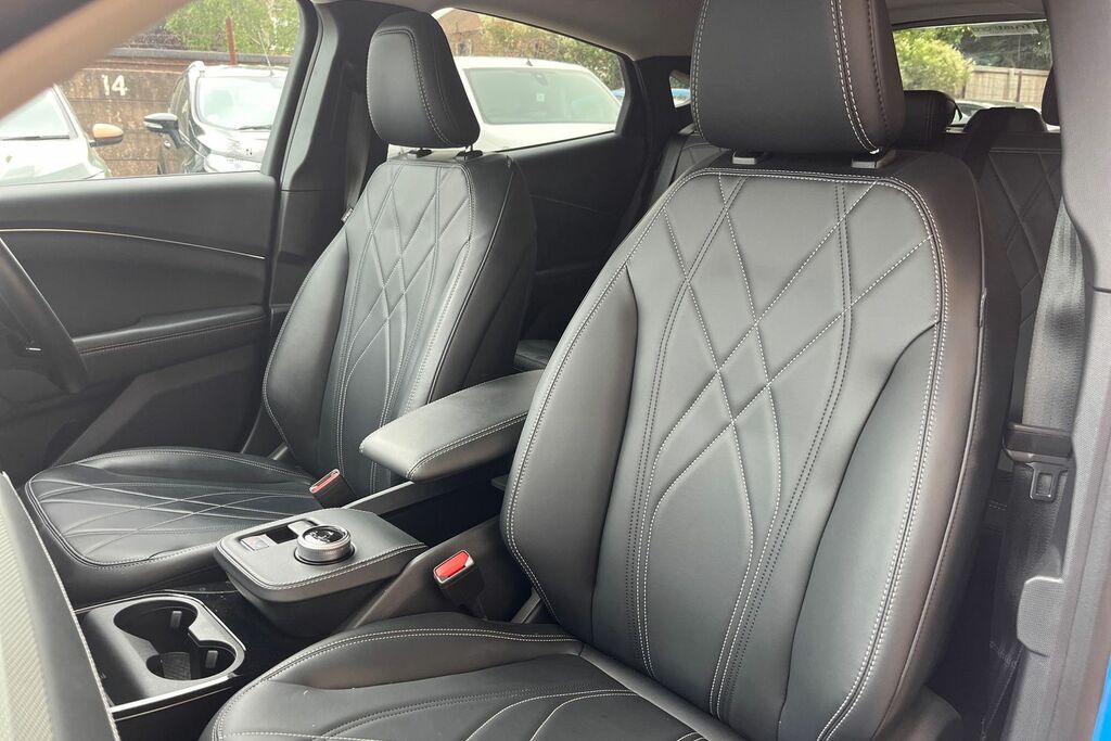 Ford Mustang Mach-E Standard Range Black #19