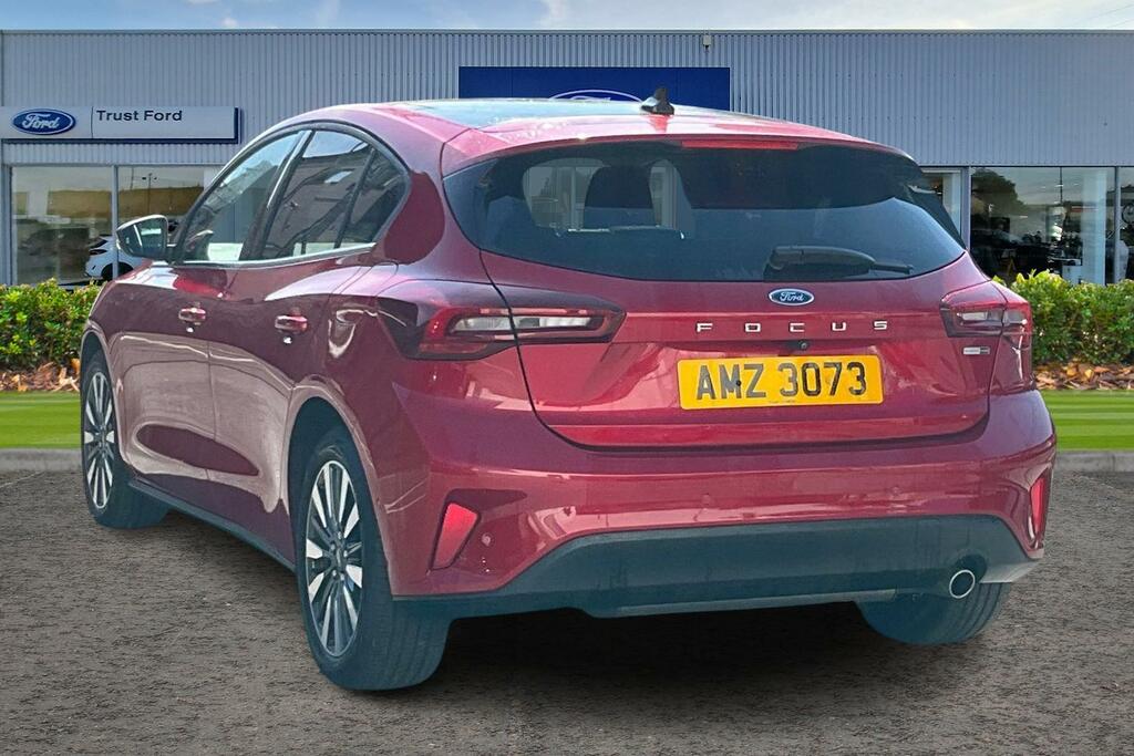 Ford Focus 1.0 Ecoboost Hybrid Mhev 155 Titanium X Red #2