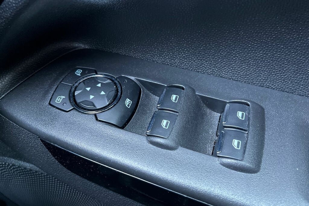Ford Ecosport Active Silver #16