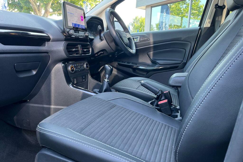 Ford Ecosport Active Silver #18