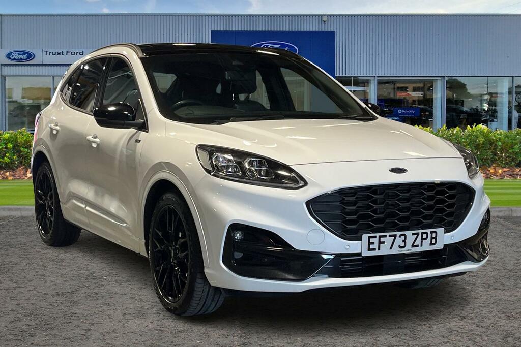 Ford Kuga 1.5 Ecoboost 150 Black Package Edition White