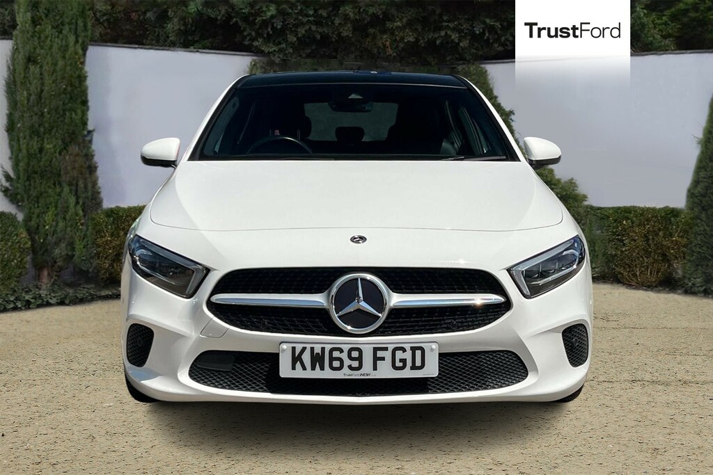 Mercedes-Benz A Class A180d Sport Premium Plus Heated Seats Ope KW69FGD White #6