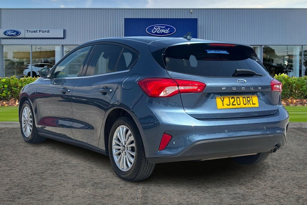 Ford Focus 1.0 Ecoboost 125 Titanium 5Dr- With Heated Seats Blue #2