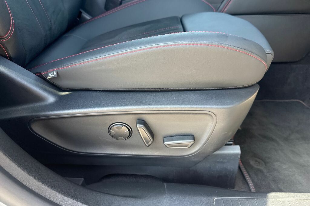 Ford Kuga St-line Silver #36