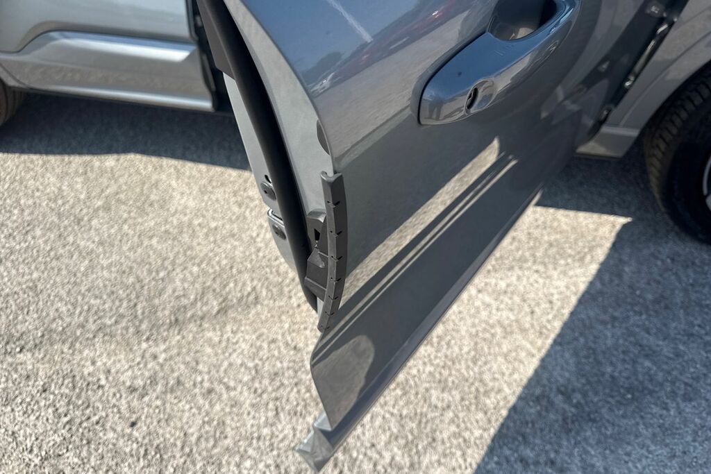 Ford Kuga St-line Silver #37