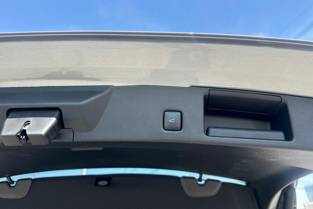 Ford Kuga St-line Silver #40