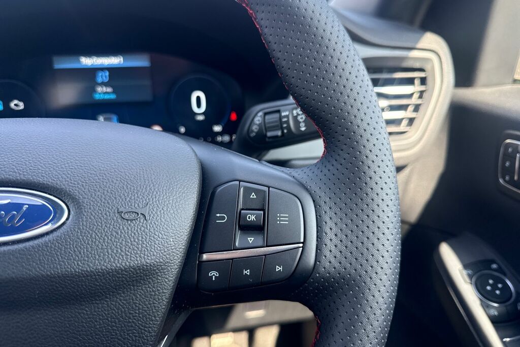 Ford Kuga St-line Silver #31