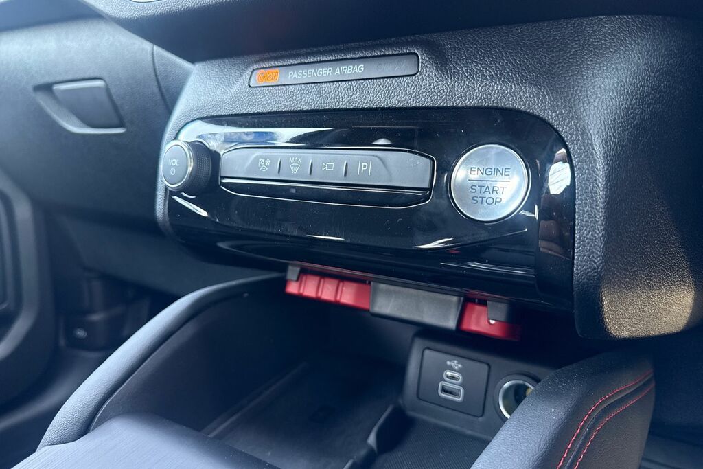 Ford Kuga St-line Silver #33