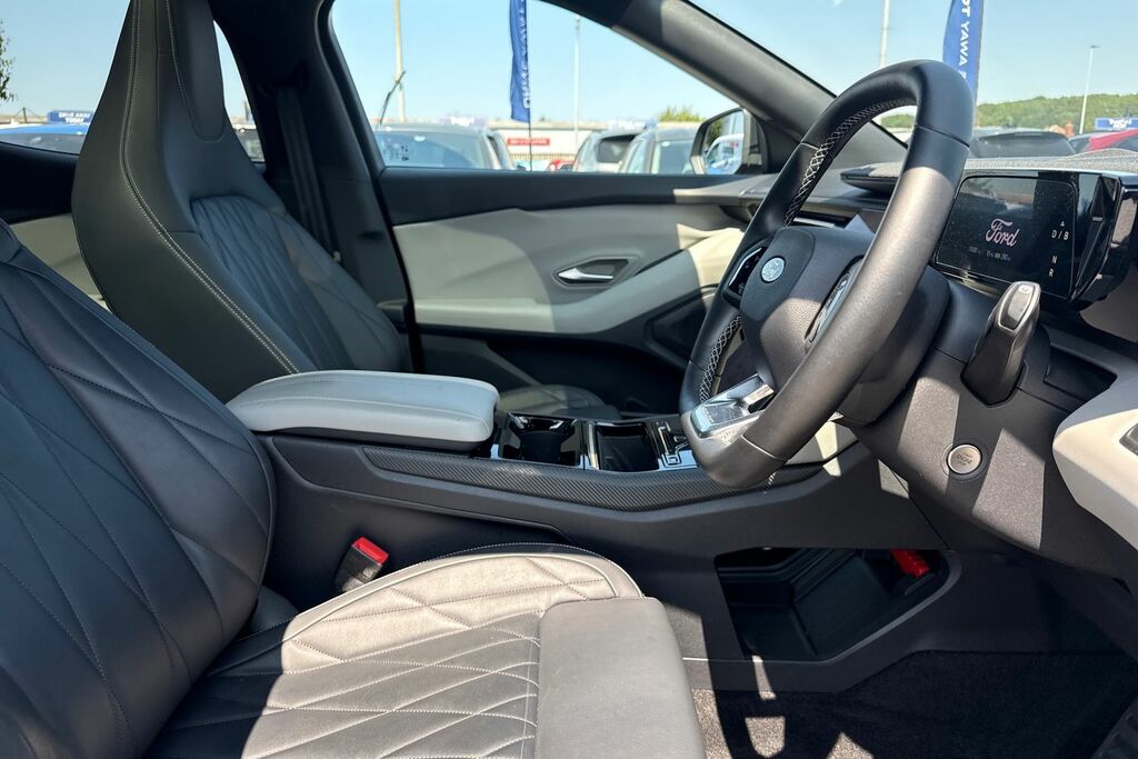 Ford Explorer 210Kw Select 77Kwh 360 Camera White #18