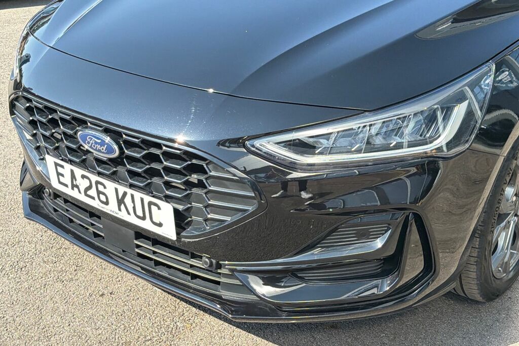 Ford Focus Titanium X Black #25