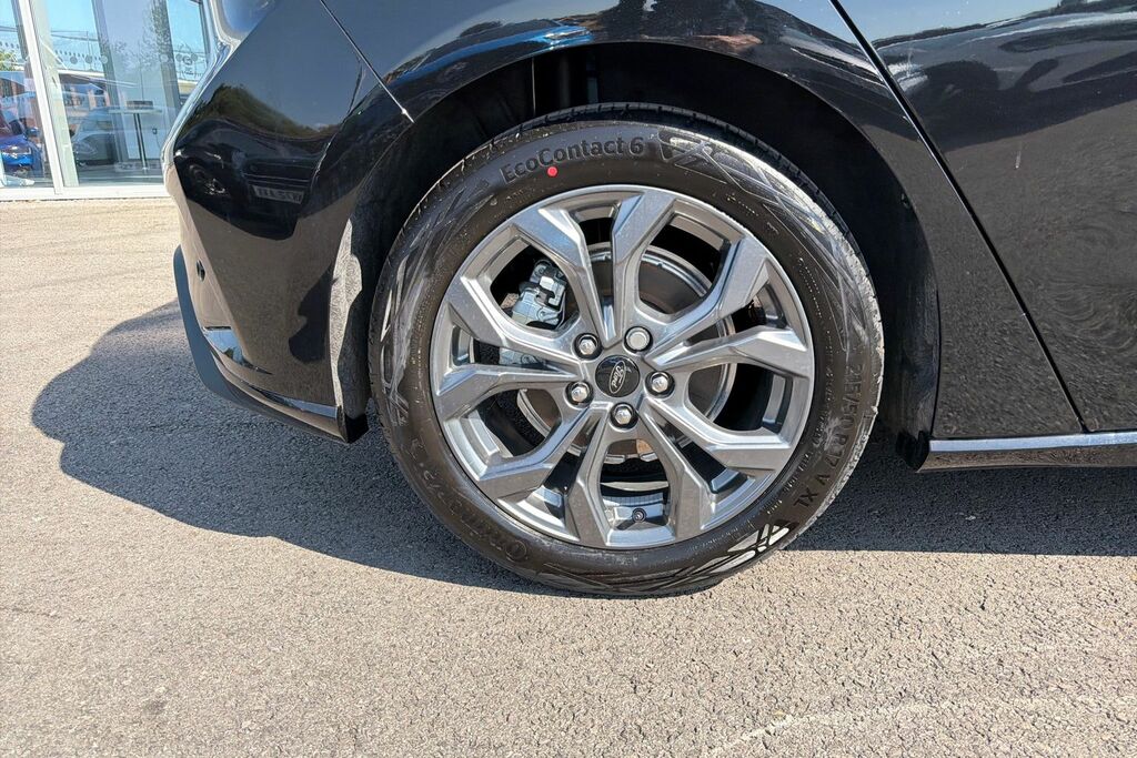Ford Focus Titanium X Black #33