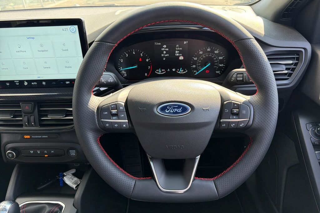 Ford Focus Titanium X Black #12