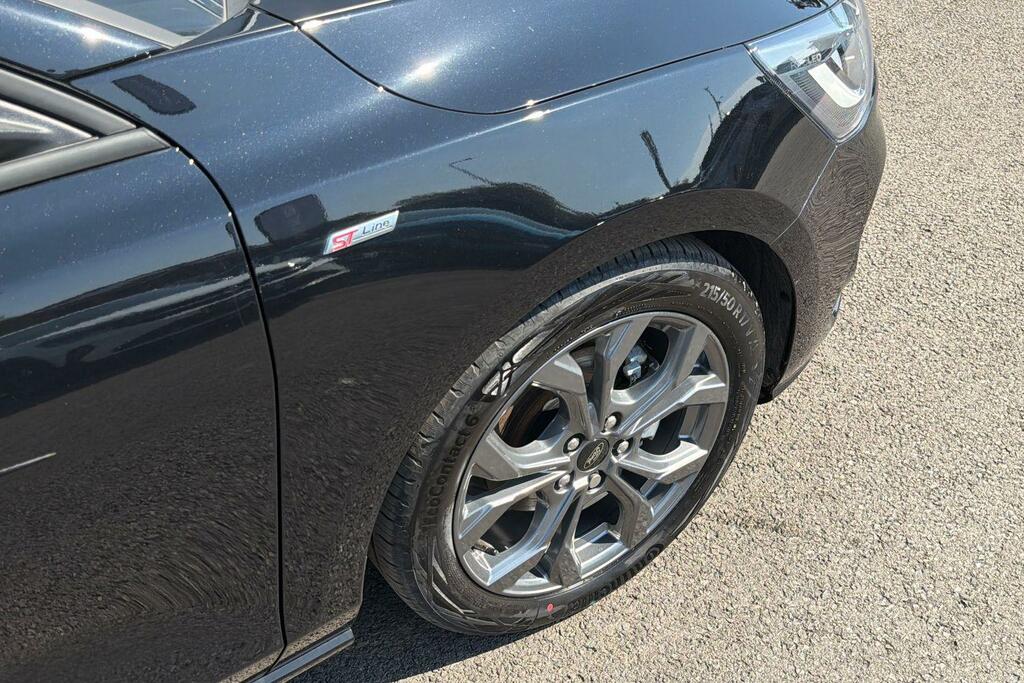 Ford Focus Titanium X Black #23
