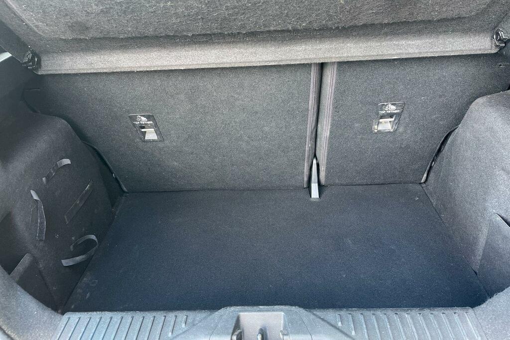 Ford Fiesta Hatchback Grey #21