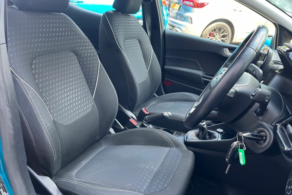 Ford Fiesta Hatchback Grey #17