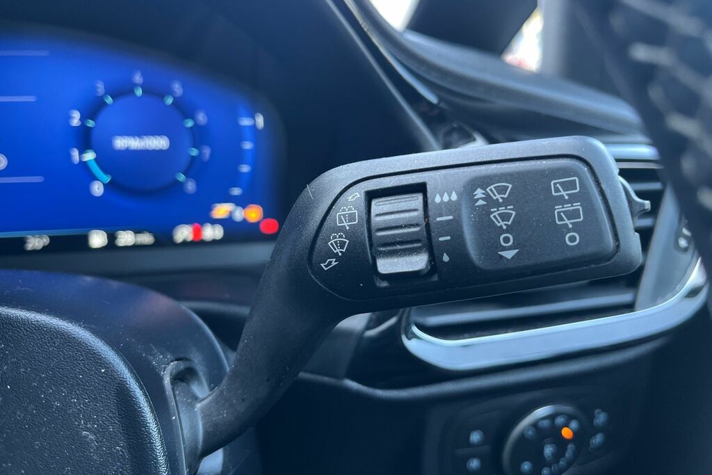 Ford Fiesta Active Black #15